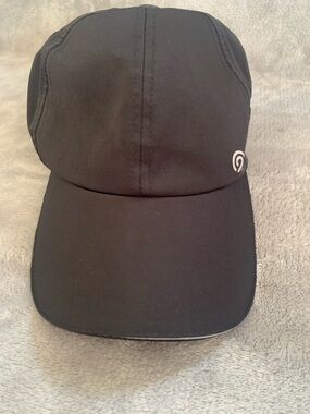 Champion Black Performance Baseball Cap with Small Circular Logo